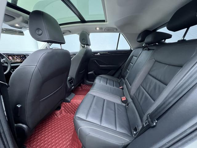 Volkswagen T-Roc 2021 280TSI DSG 2WD Shu Smart Connected
