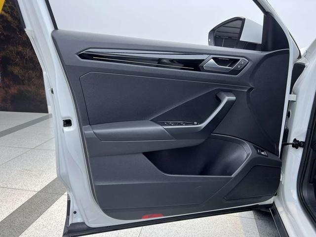 Volkswagen T-Roc 2021 280TSI DSG 2WD Shu Smart Connected