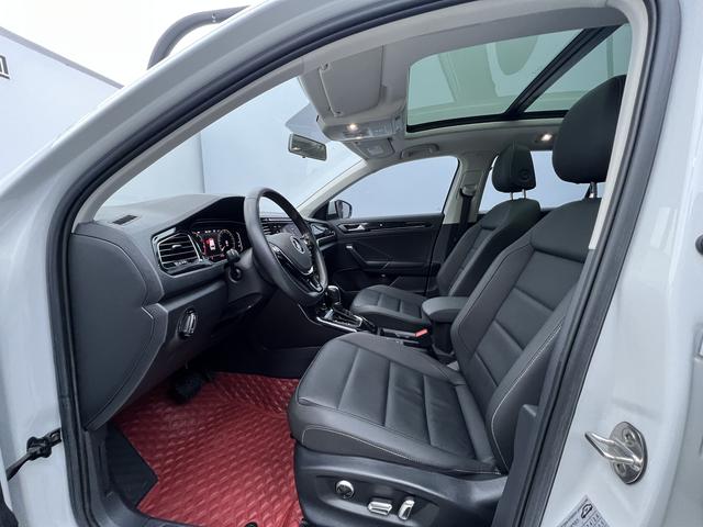 Volkswagen T-Roc 2021 280TSI DSG 2WD Shu Smart Connected