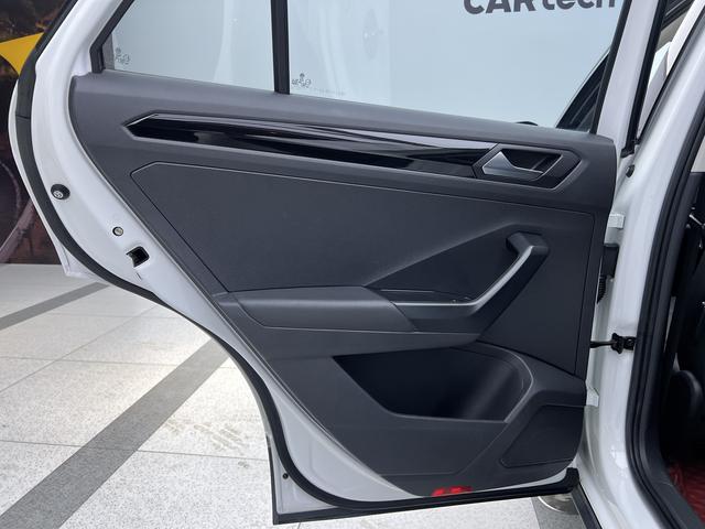 Volkswagen T-Roc 2021 280TSI DSG 2WD Shu Smart Connected