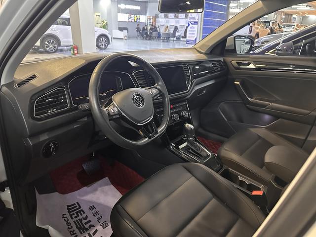 Volkswagen T-Roc 2021 280TSI DSG 2WD Shu Smart Connected