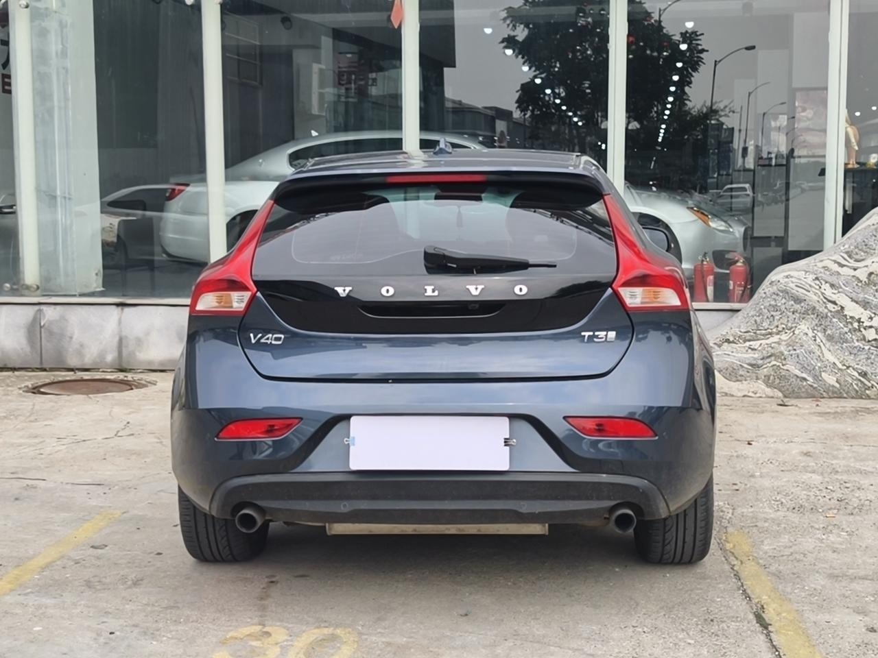 Volvo V40 2017 T3 Zhiya Edition