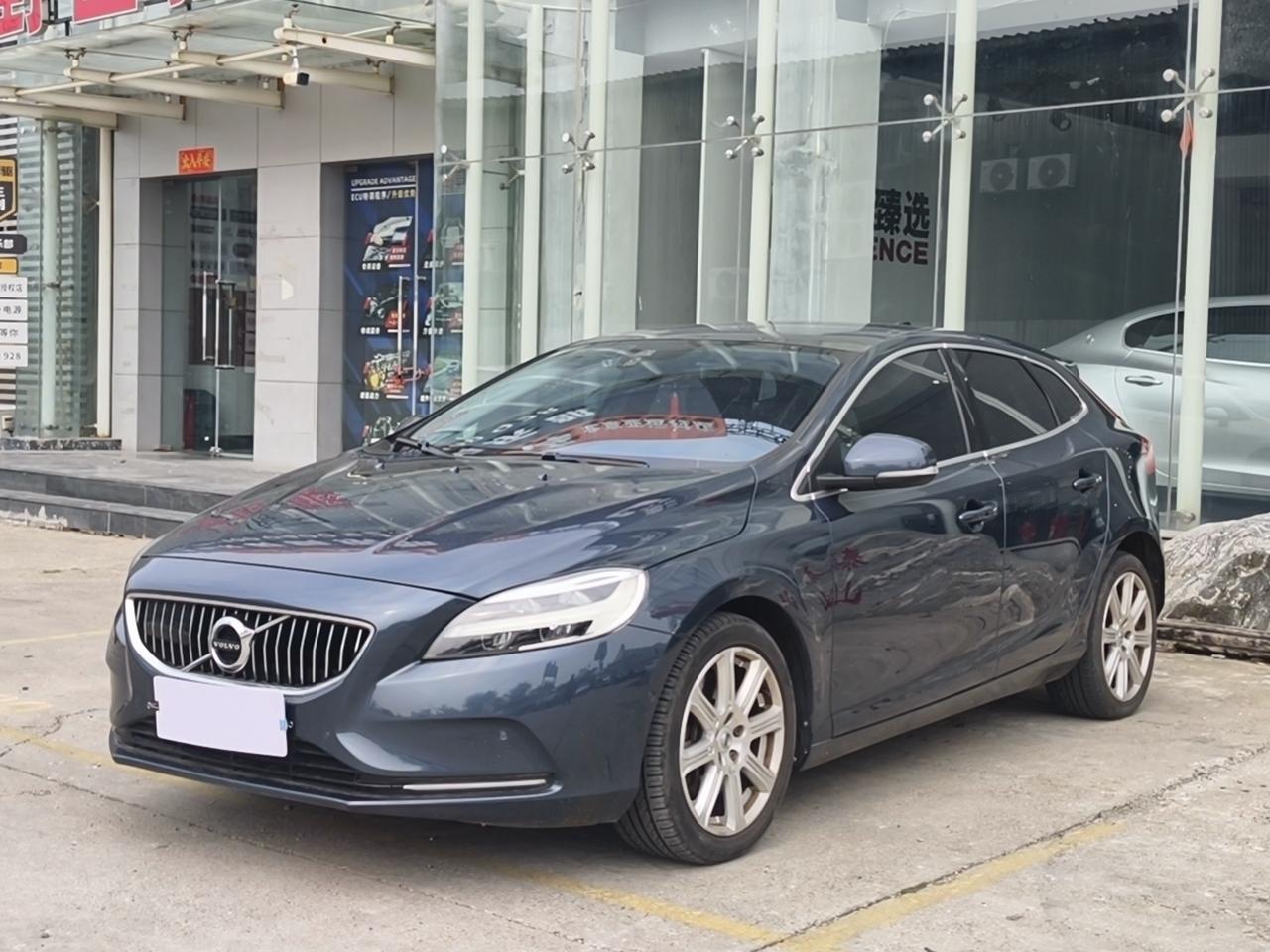Volvo V40 2017 T3 Zhiya Edition