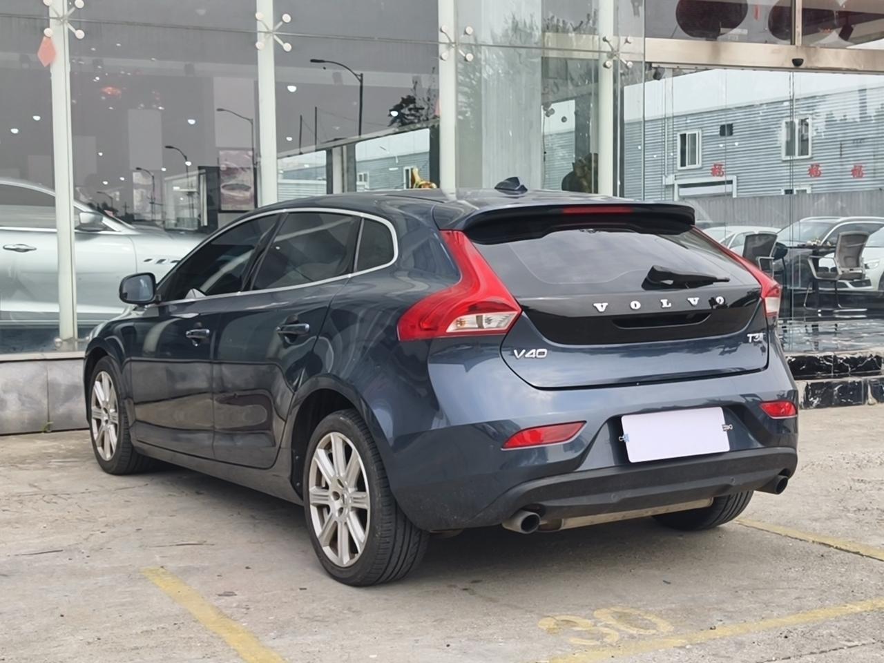 Volvo V40 2017 T3 Zhiya Edition