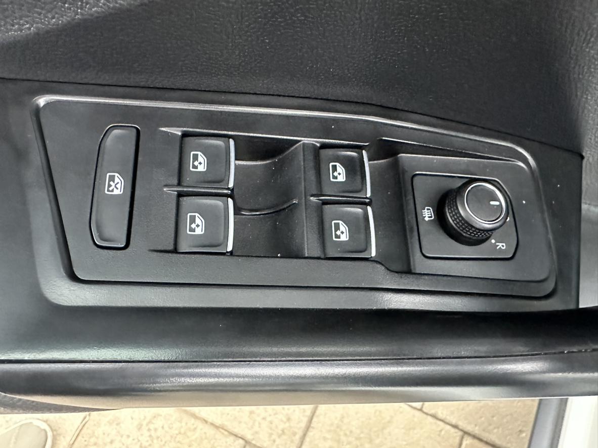 Volkswagen T-Roc 2022 280TSI DSG 2WD R-Line Pro PLUS