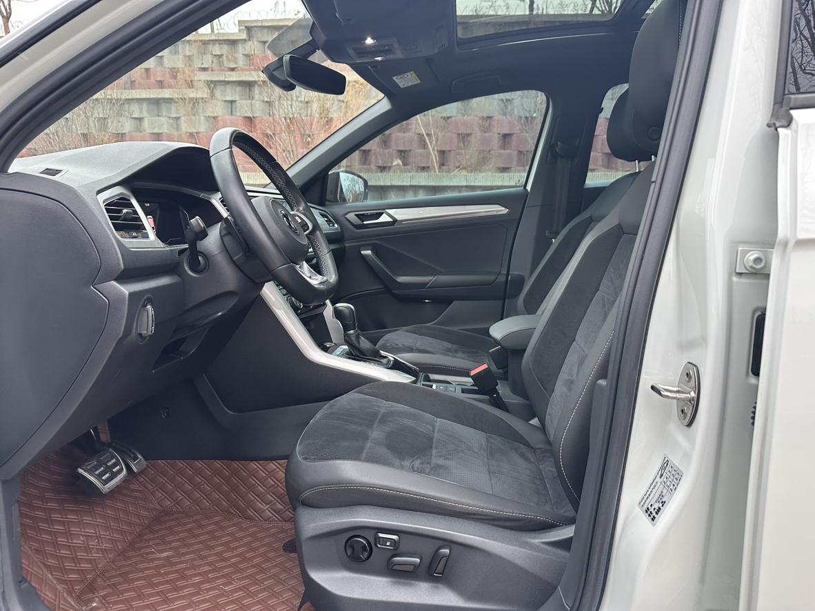 Volkswagen T-Roc 2022 280TSI DSG 2WD R-Line Pro PLUS