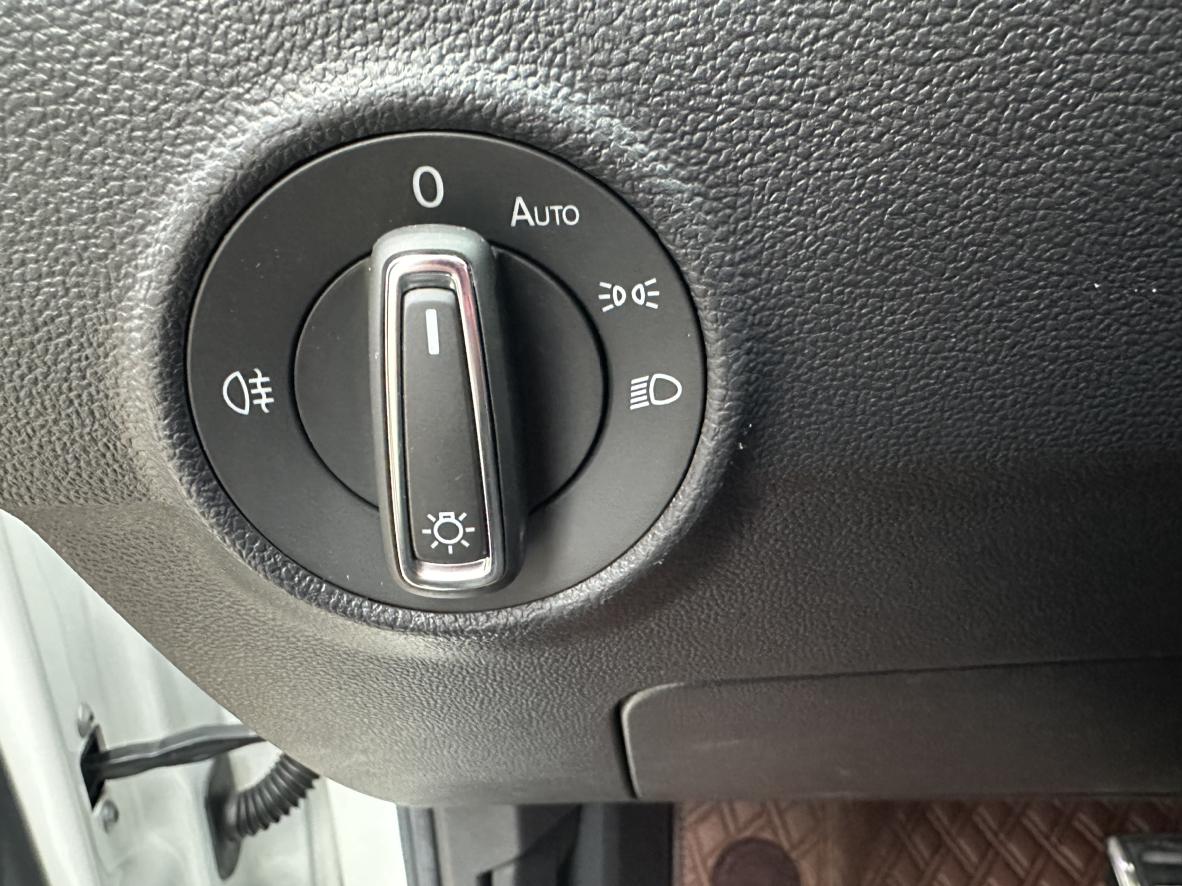 Volkswagen T-Roc 2022 280TSI DSG 2WD R-Line Pro PLUS