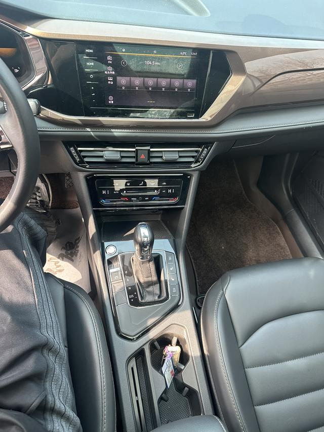 Volkswagen Tharu 2022 280TSI 2WD Luxury