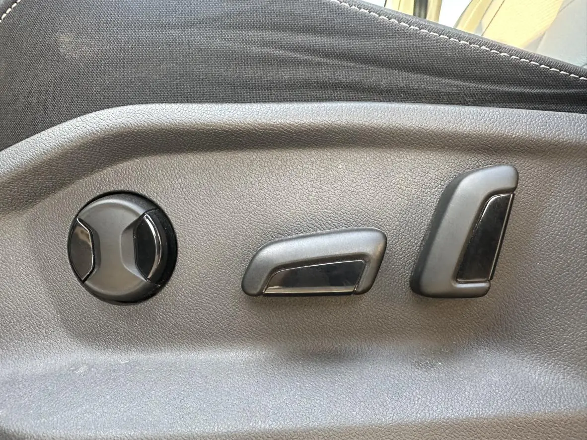 Volkswagen T-Roc 2022 280TSI DSG 2WD PLUS