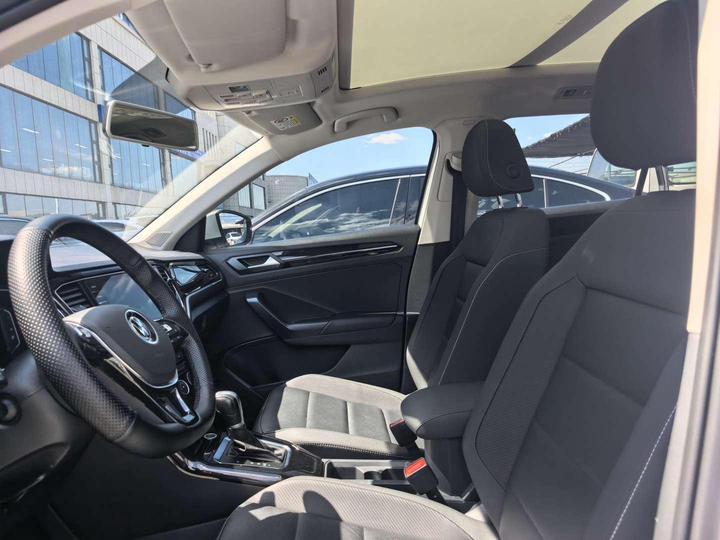 Volkswagen T-Roc 2022 280TSI DSG 2WD PLUS