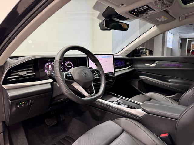 Volkswagen Passat 2025 Pro 380TSI Dragon Shine