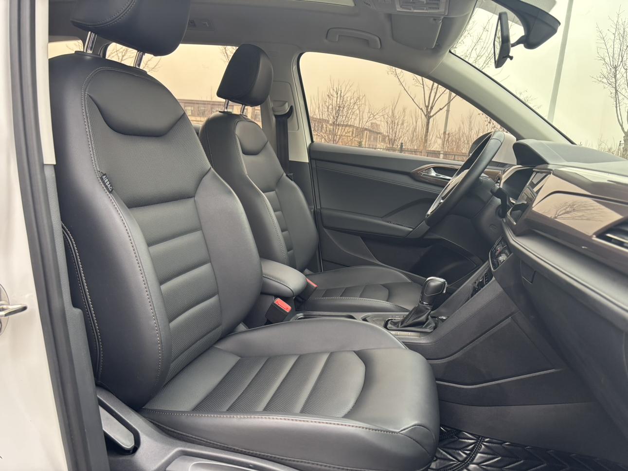 Volkswagen Tharu 2022 280TSI 2WD Luxury