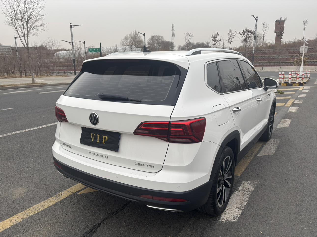 Volkswagen Tharu 2022 280TSI 2WD Luxury