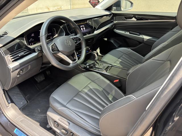 Volkswagen Passat 2024 330TSI Star Sky Elite