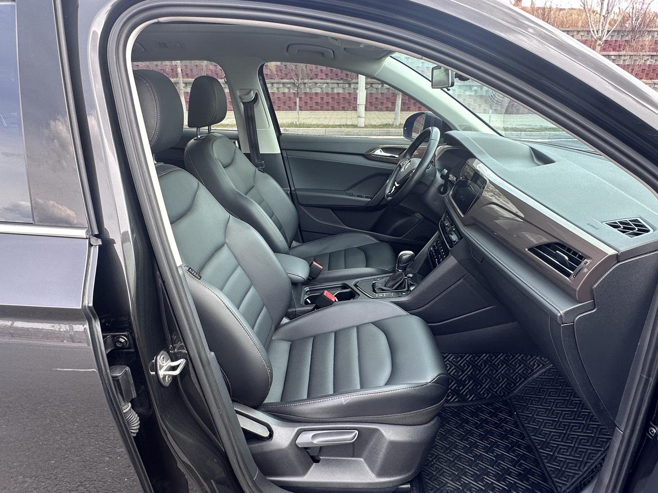 Volkswagen Tharu 2021 280TSI 2WD Luxury PLUS