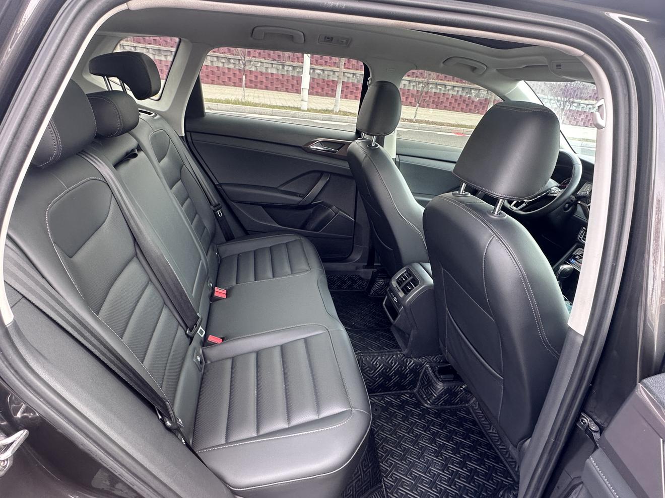 Volkswagen Tharu 2021 280TSI 2WD Luxury PLUS