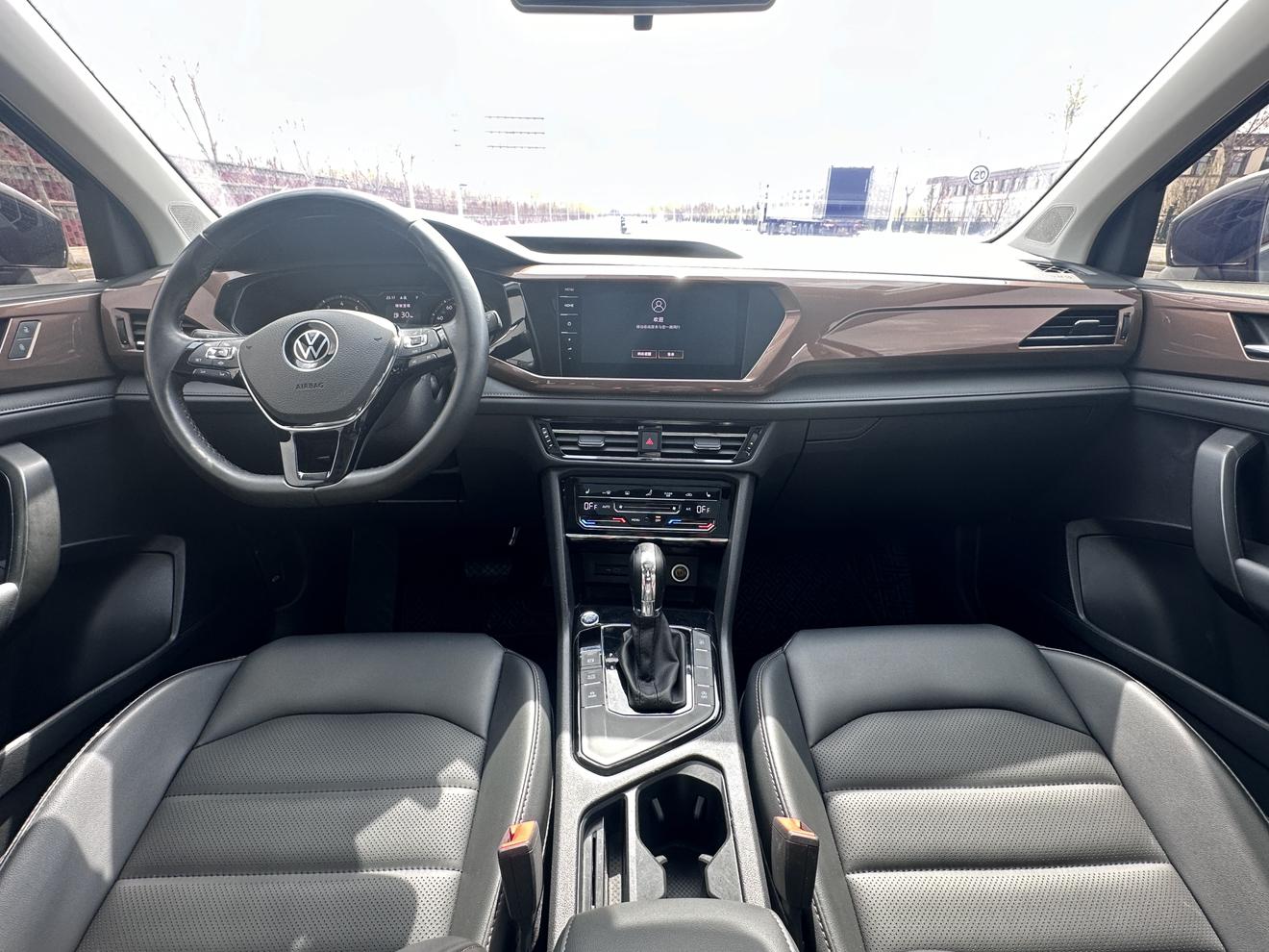 Volkswagen Tharu 2021 280TSI 2WD Luxury PLUS