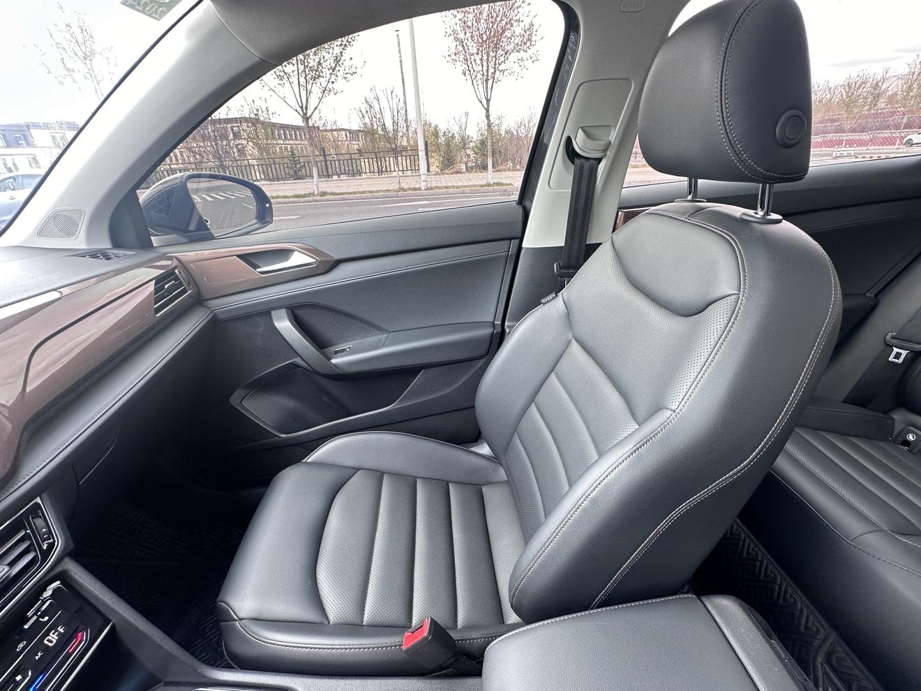 Volkswagen Tharu 2021 280TSI 2WD Luxury PLUS