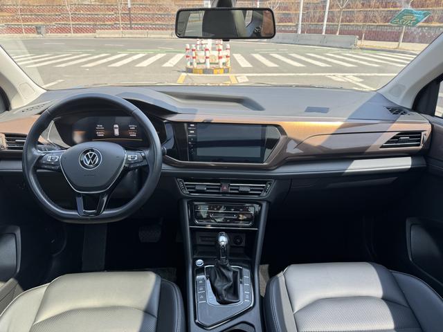 Volkswagen Tharu 2022 280TSI 2WD Luxury