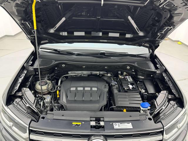 Volkswagen Tharu 2022 330TSI 4WD Flagship