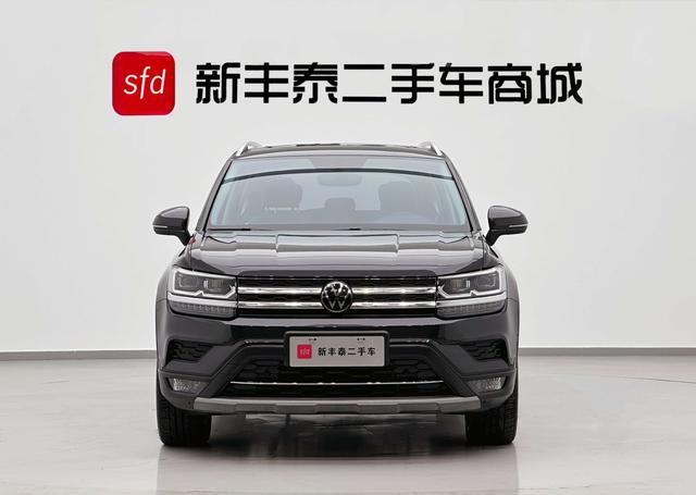 Volkswagen Tharu 2022 330TSI 4WD Flagship