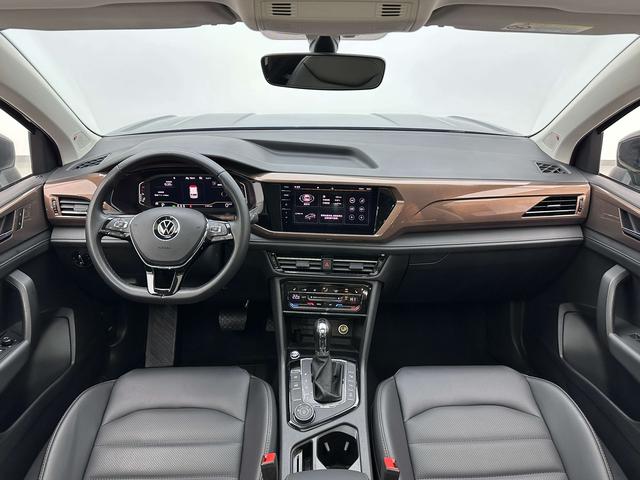 Volkswagen Tharu 2022 330TSI 4WD Flagship