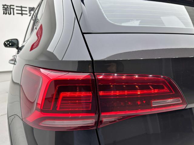 Volkswagen Tharu 2022 330TSI 4WD Flagship