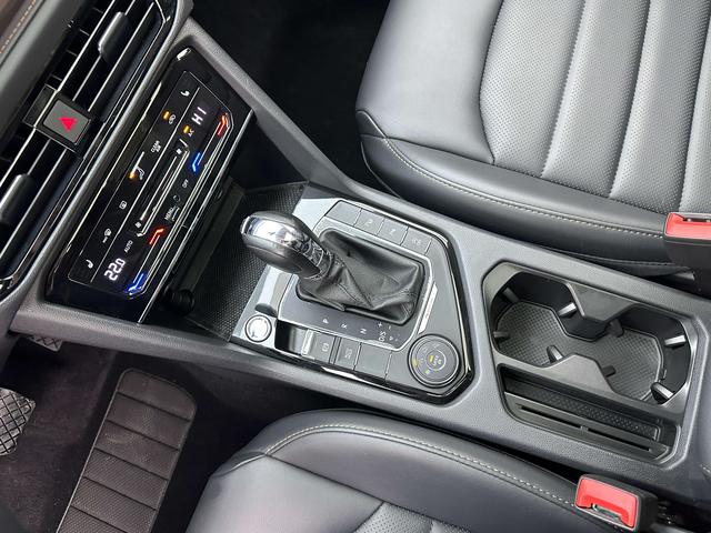 Volkswagen Tharu 2022 330TSI 4WD Flagship