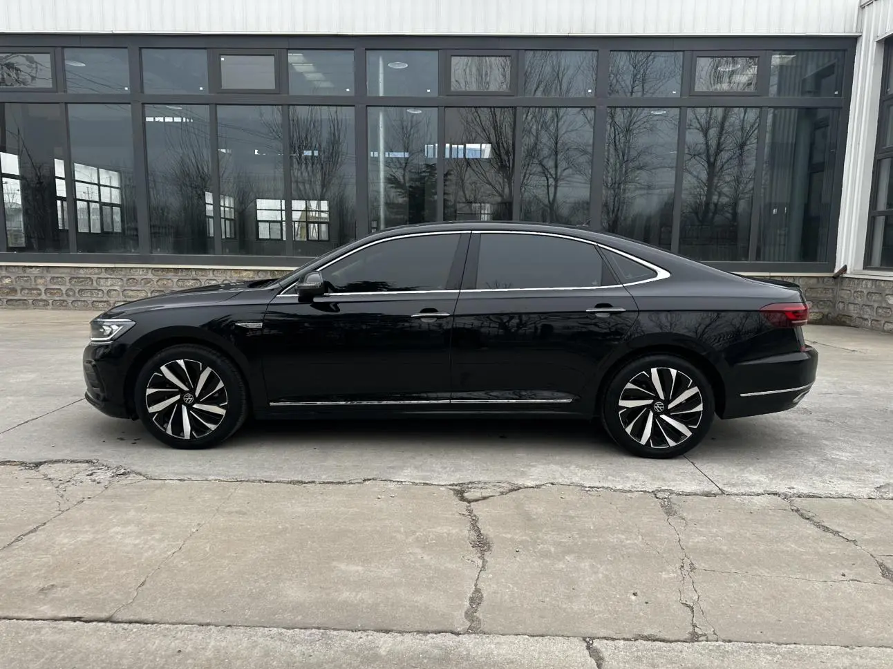 Volkswagen Passat 2022 330TSI Elite