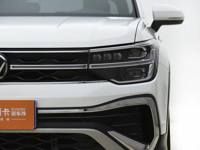 Volkswagen Tharu 2024 300TSI 2WD full moon
