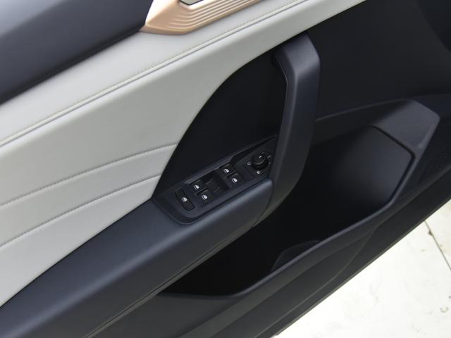 Volkswagen Tharu 2024 300TSI 2WD full moon