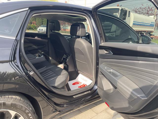 Volkswagen Passat 2023 Facelift 280TSI Business