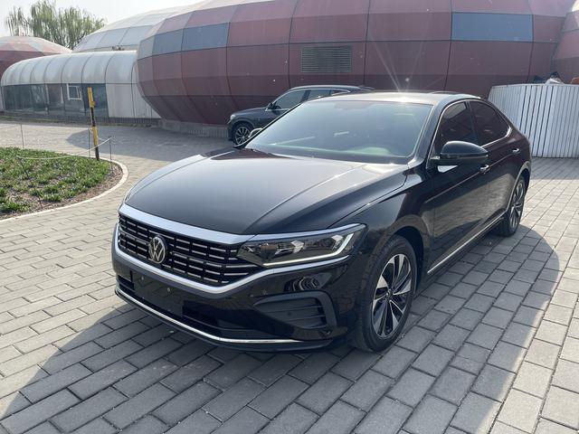 Volkswagen Passat 2023 Facelift 280TSI Business