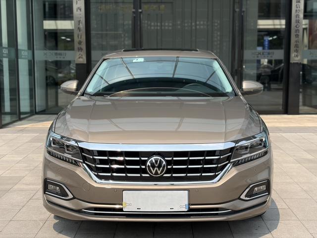 Volkswagen Passat 2020 Facelift 330TSI Luxury China VI