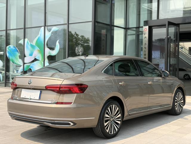 Volkswagen Passat 2020 Facelift 330TSI Luxury China VI