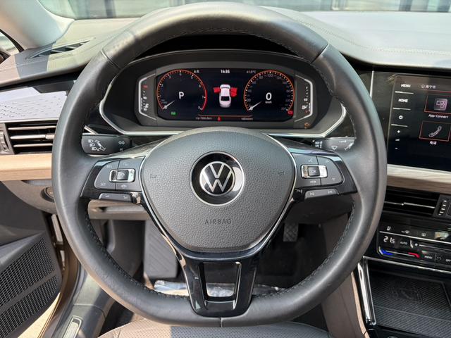 Volkswagen Passat 2020 Facelift 330TSI Luxury China VI