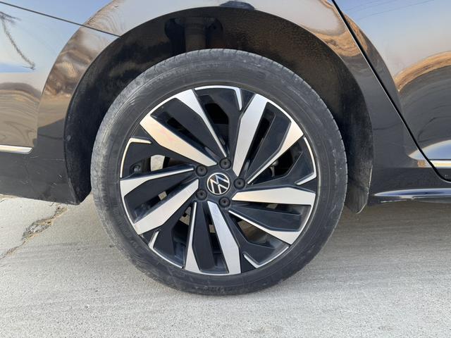 Volkswagen Passat 2022 330TSI Star null Luxury