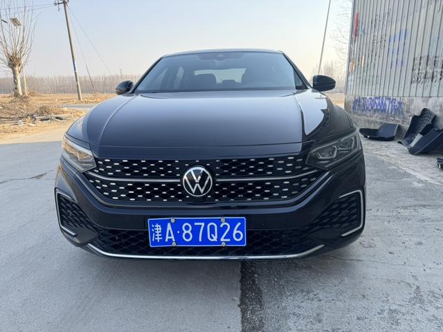 Volkswagen Passat 2022 330TSI Star null Luxury