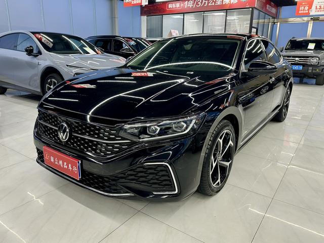 Volkswagen Passat 2023 330TSI Star null Luxury