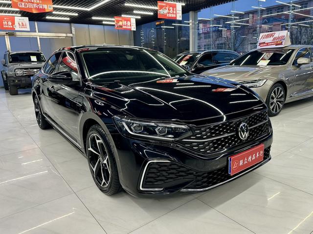 Volkswagen Passat 2023 330TSI Star null Luxury