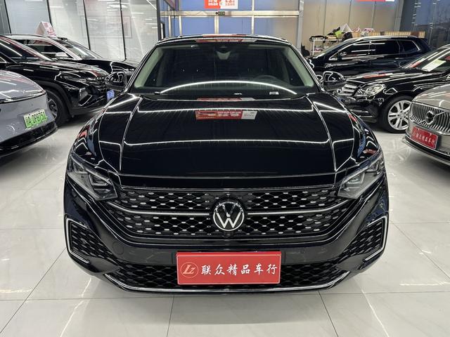Volkswagen Passat 2023 330TSI Star null Luxury