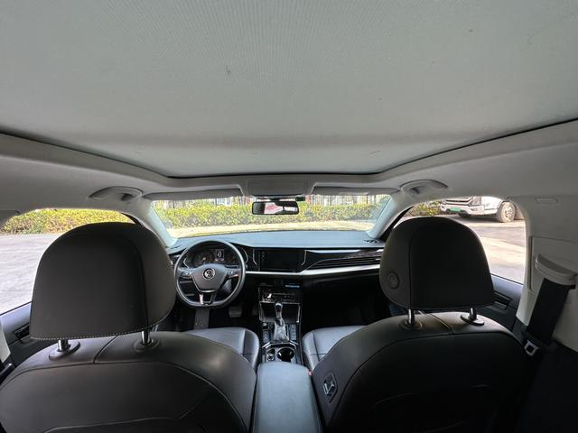 Volkswagen Passat 2021 330TSI Elite