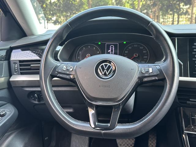 Volkswagen Passat 2021 330TSI Elite