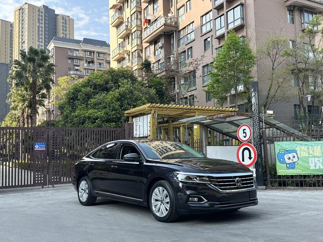 Volkswagen Passat 2021 330TSI Elite