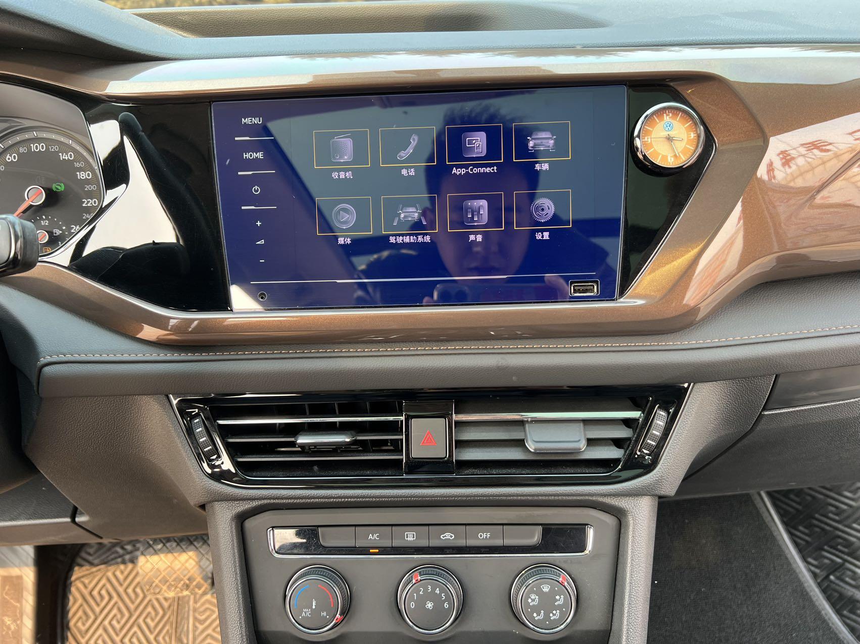 Volkswagen Tharu 2021 280TSI 2WD Comfort