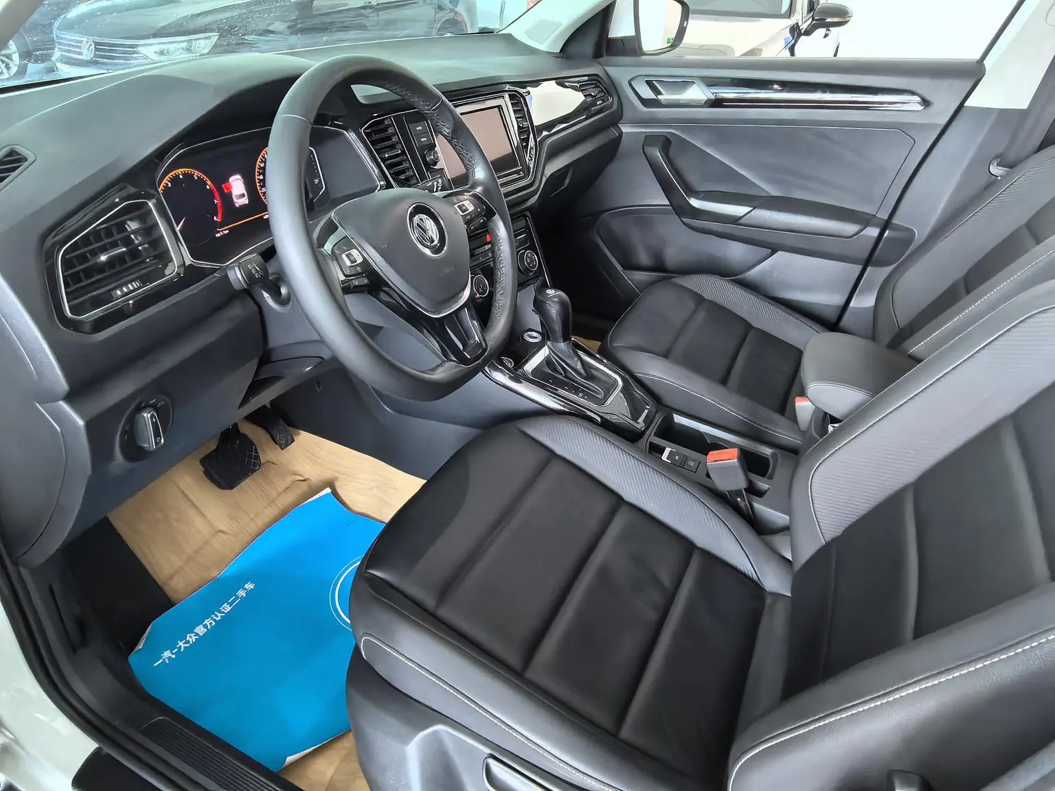 Volkswagen T-Roc 2019 280TSI DSG 2WD Comfort China VI