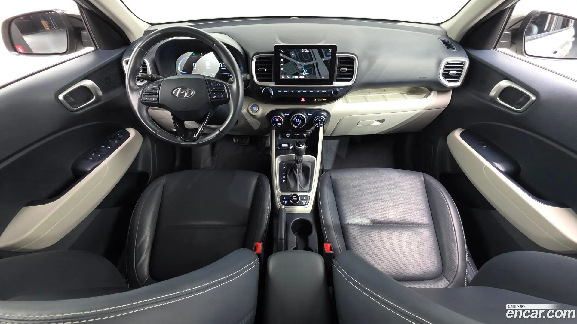 Hyundai Venue 1,6 Premium 2022