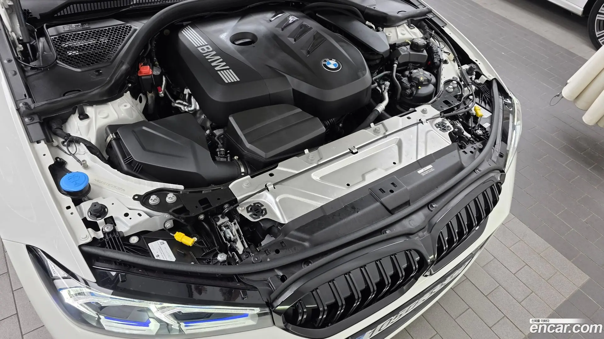 BMW 3-Series 320i M Sport 2023