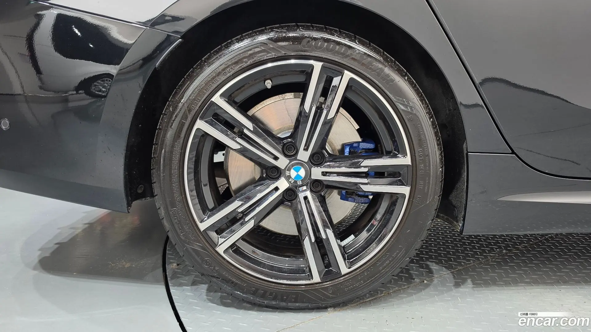 BMW 3-Series 320i M Sport 2023