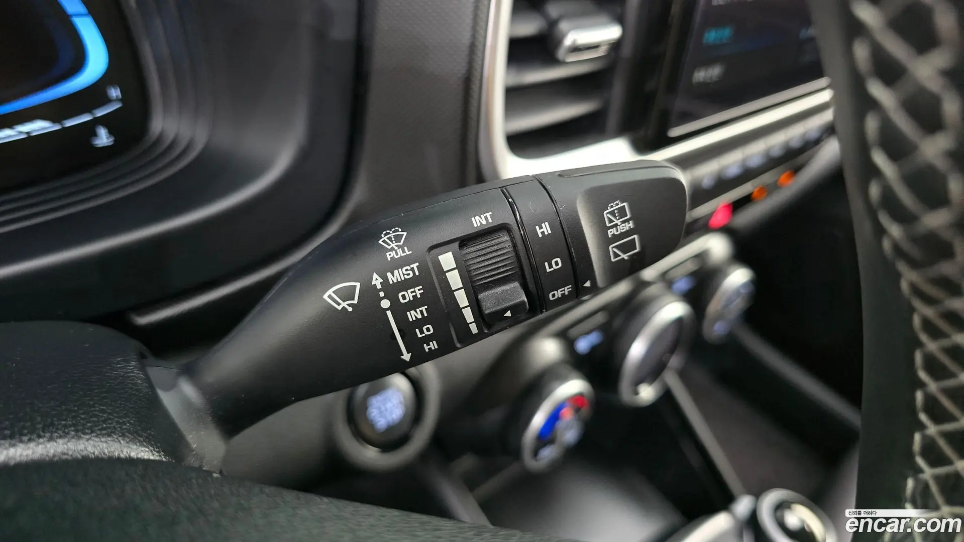 Hyundai Venue 1,6 Premium 2022